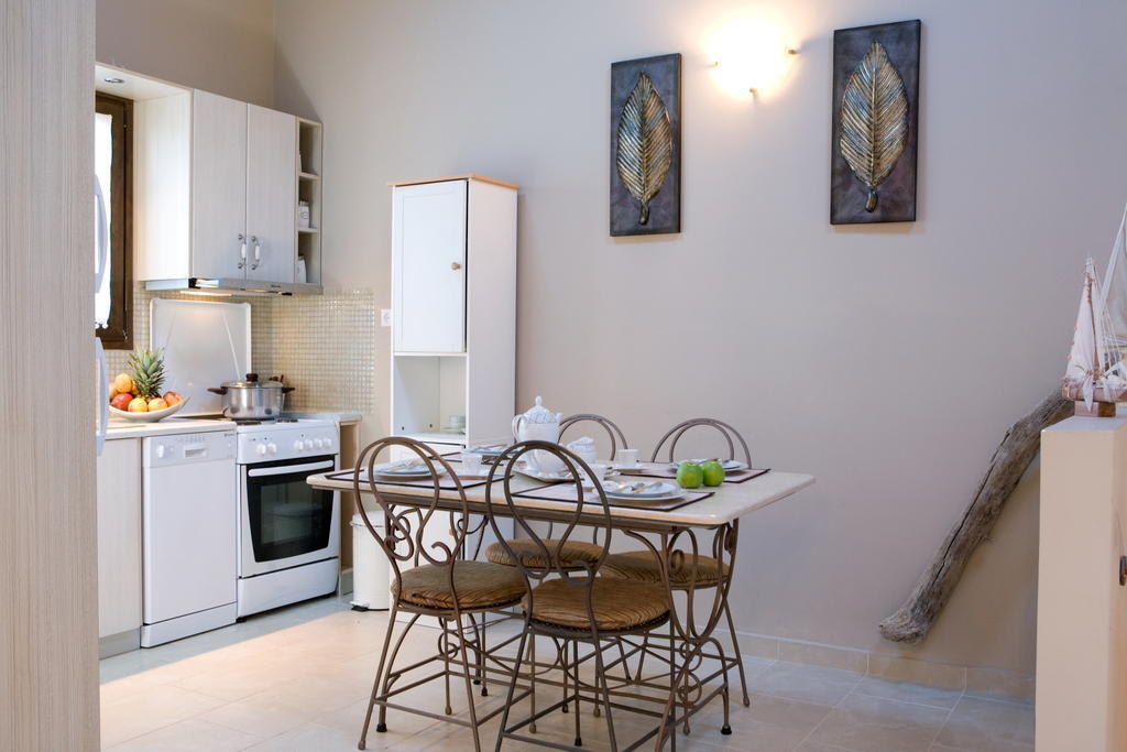 Kores Villas Нидри Номер фото